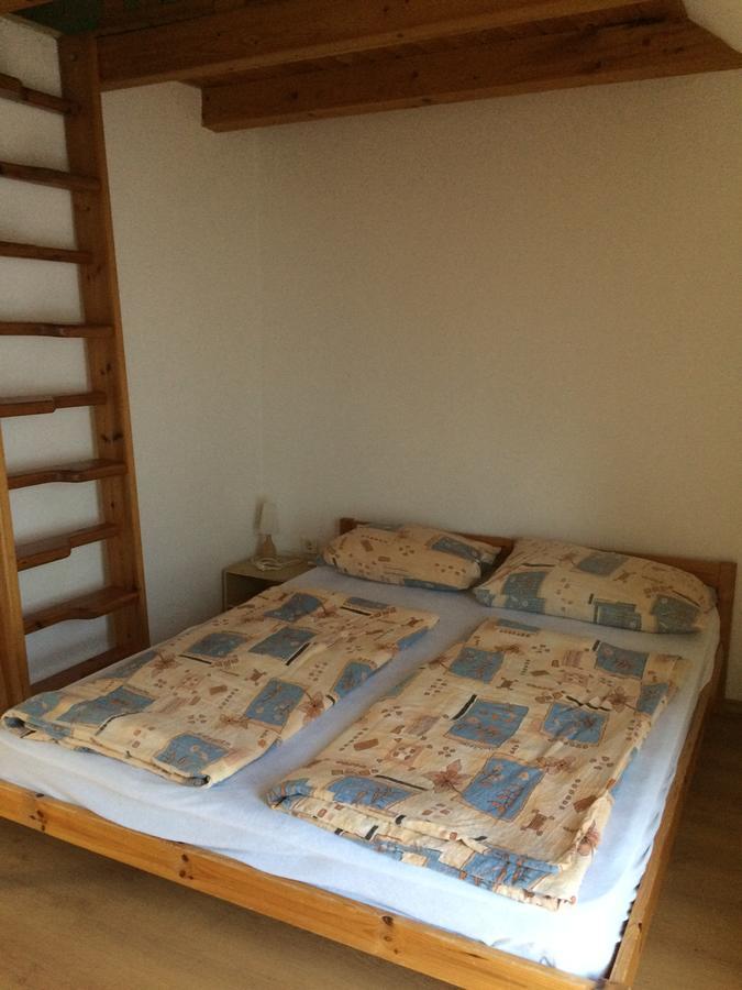 Balatonszárszó Fasor Vendeghaz酒店 外观 照片